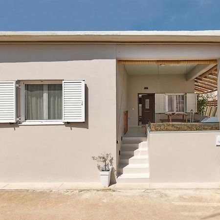 2 Bedroom Villa With Heated Swimming Pool-Spa Whirlpool-Bbq! Melidhonion  Экстерьер фото
